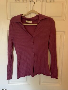 Abercrombie & Fitch Ribbed Button-Front Collared Top - Mauve